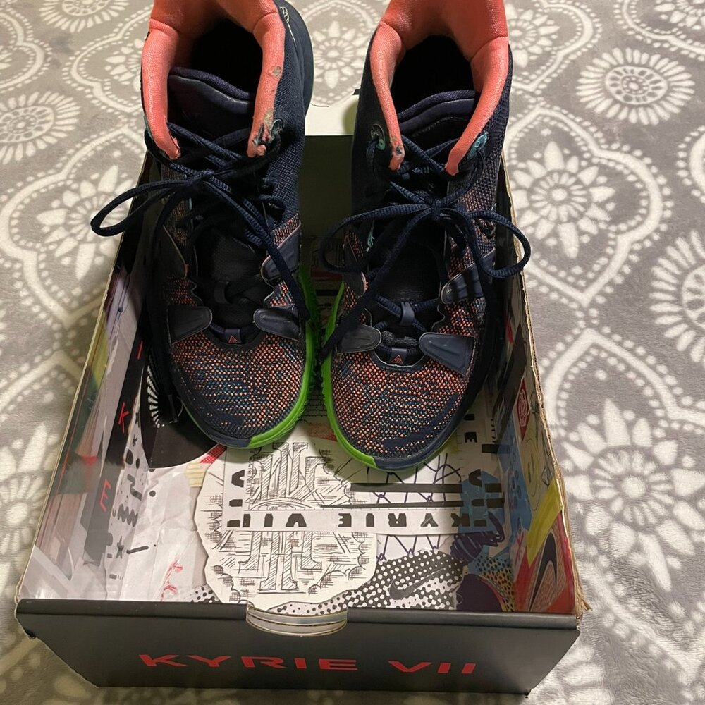 Nike Kyrie 7 Midnight Navy Basketball Shoes Sneakers Neon 🏀 Men's Size 9- used - Picture 5 of 16